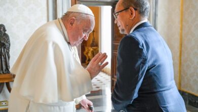 En tournée en Europe, Leslie Voltaire rencontre le Pape François au Vatican