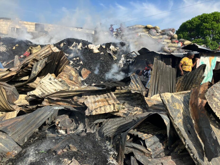 Pétion-Ville: Incendie au marché "Shada" - incendie, Pétion-Ville, Shada