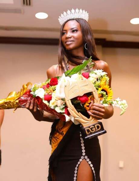 Haïti: Rosy Paroline remporte la 5e édition du concours Miss’Ouest -